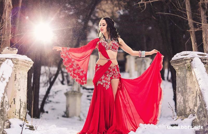 如何学习跳肚皮舞？魅力魔体肚皮舞入门教学