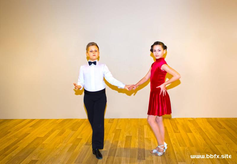 少儿拉丁舞基础入门，基本舞步分解动作学习