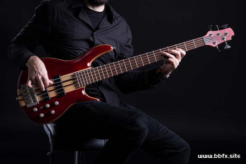 如何自学电吉他？摇滚电吉他教学