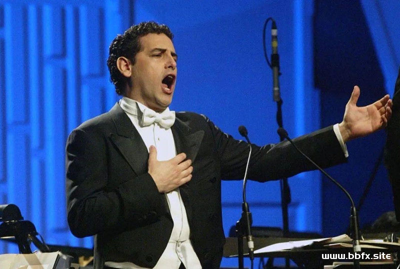 男高音怎么练才能唱上去？男高音发音练习技法教学