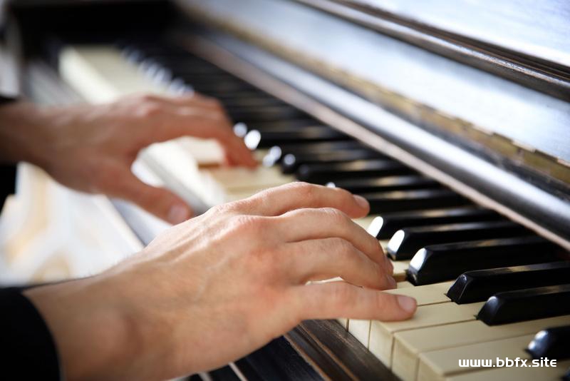 轻松入门学钢琴,零基础钢琴教学