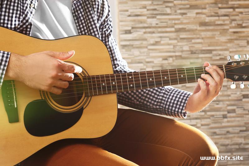 如何从零基础开始学吉他?吉他基本指法与右手技巧