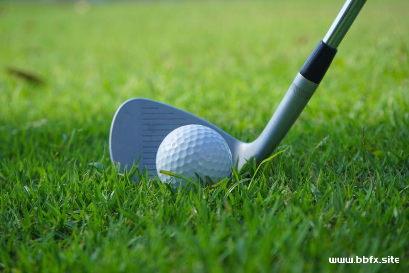 新手如何学习高尔夫？高尔夫球基础与技巧